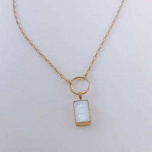 Pearl Vertical Necklace