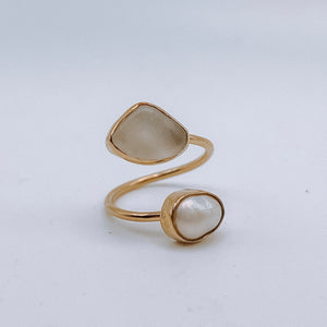 
            
                Load image into Gallery viewer, Sea Glass and Pearl Adjustable Ring
            
        
